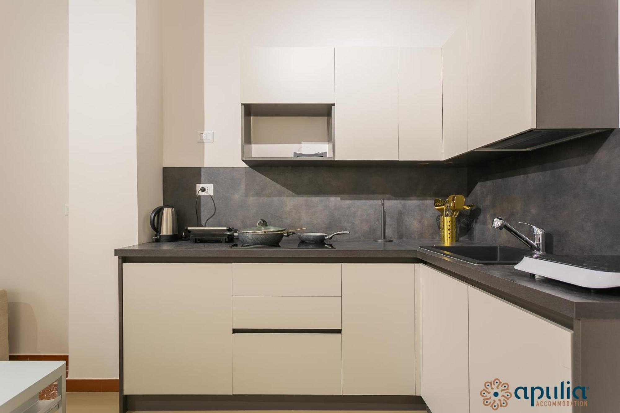 Crisanzio 80 Apartment Бари Екстериор снимка